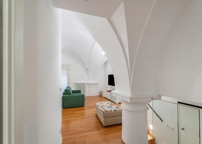 Modern Flat - Borgonuovo 23