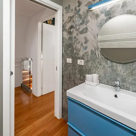 Modern Flat - Borgonuovo 23