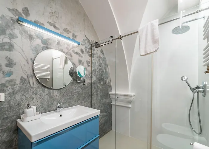 Appartamento Modern Flat - Borgonuovo 23 *