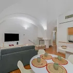 Appartamento Modern Flat - Borgonuovo 23