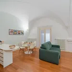 Modern Flat - Borgonuovo 23 * Bologna