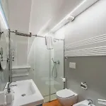Modern Flat - Borgonuovo 23 Appartamento *