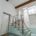 Modern Flat - Borgonuovo 23 Appartamento *