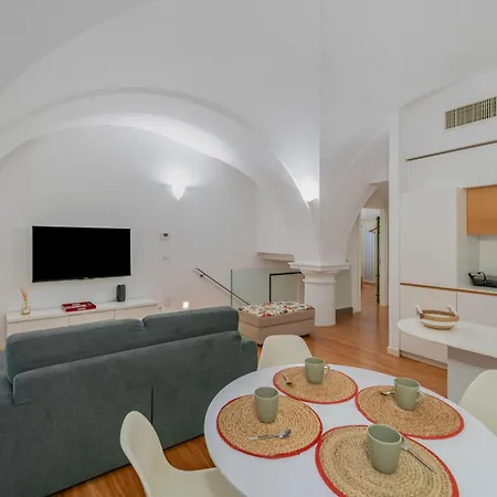 Apartment Modern Flat - Borgonuovo 23