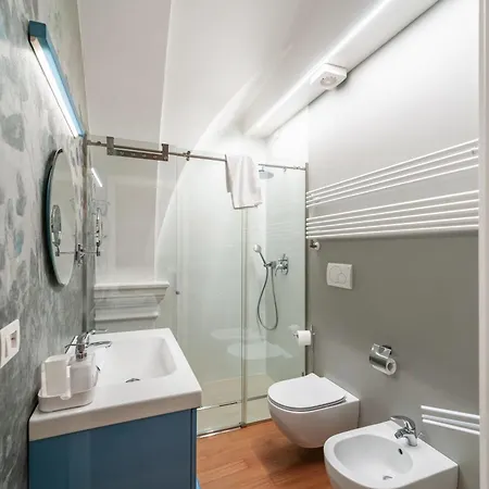 Apartment Modern Flat - Borgonuovo 23