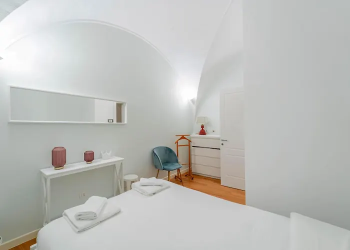 Modern Flat - Borgonuovo 23 아파트 *