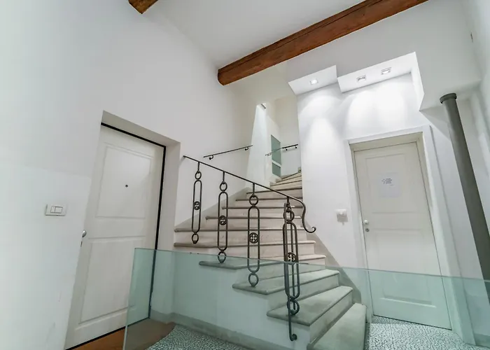 Modern Flat - Borgonuovo 23 아파트 *